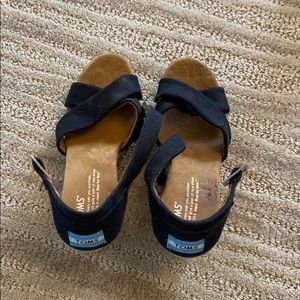 toms wedges